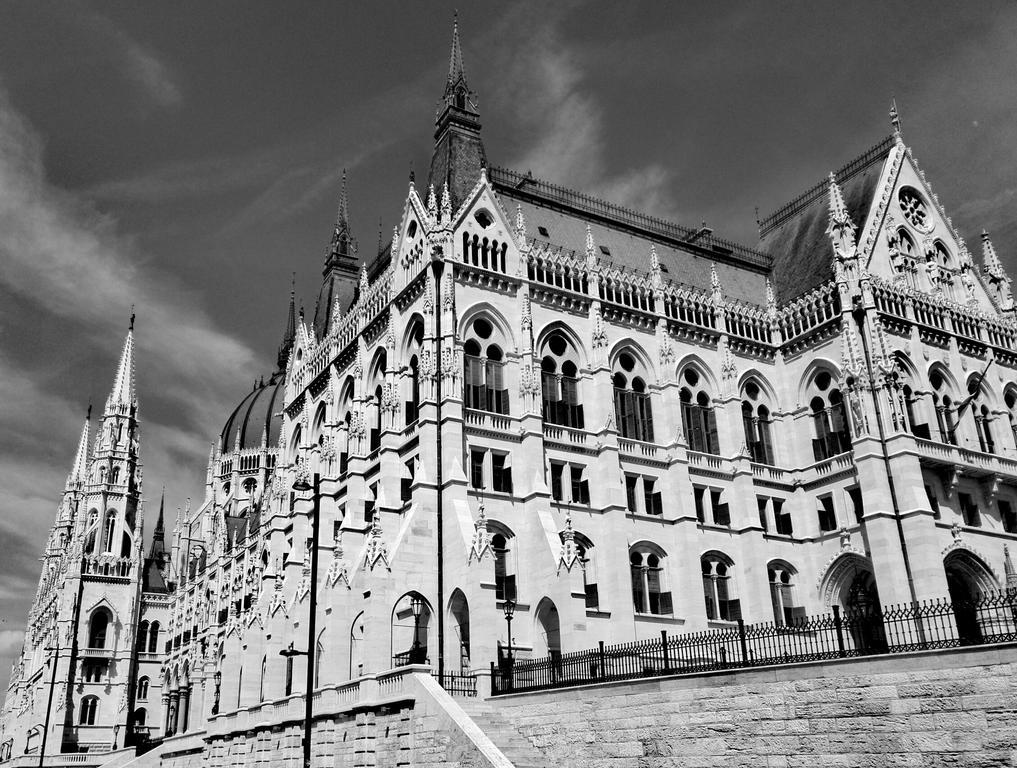 Hid Hotel Budapest Exterior foto